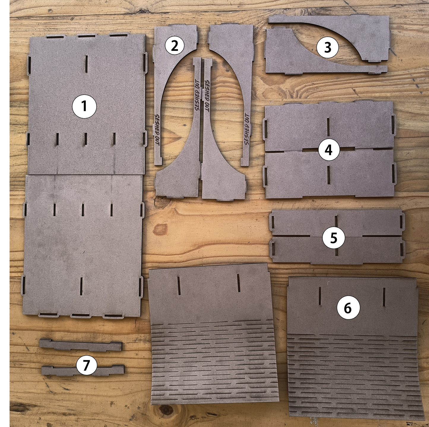 Modular Half Pipe - Laser Cut Fingerboard Ramp