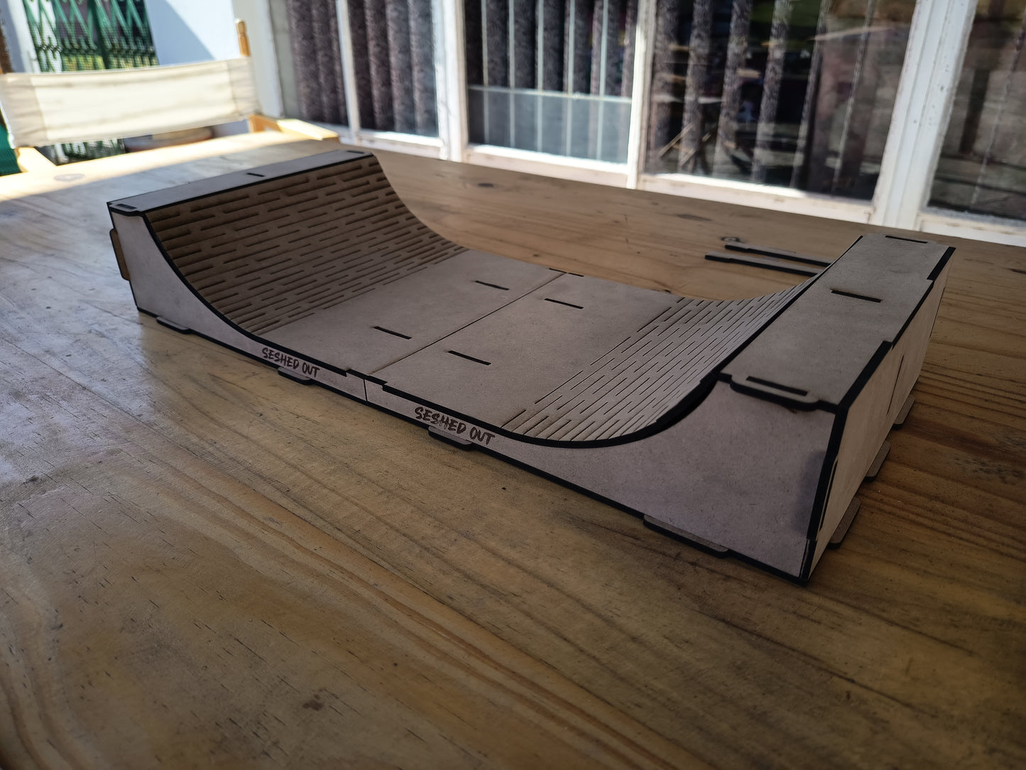 Modular Half Pipe - Laser Cut Fingerboard Ramp